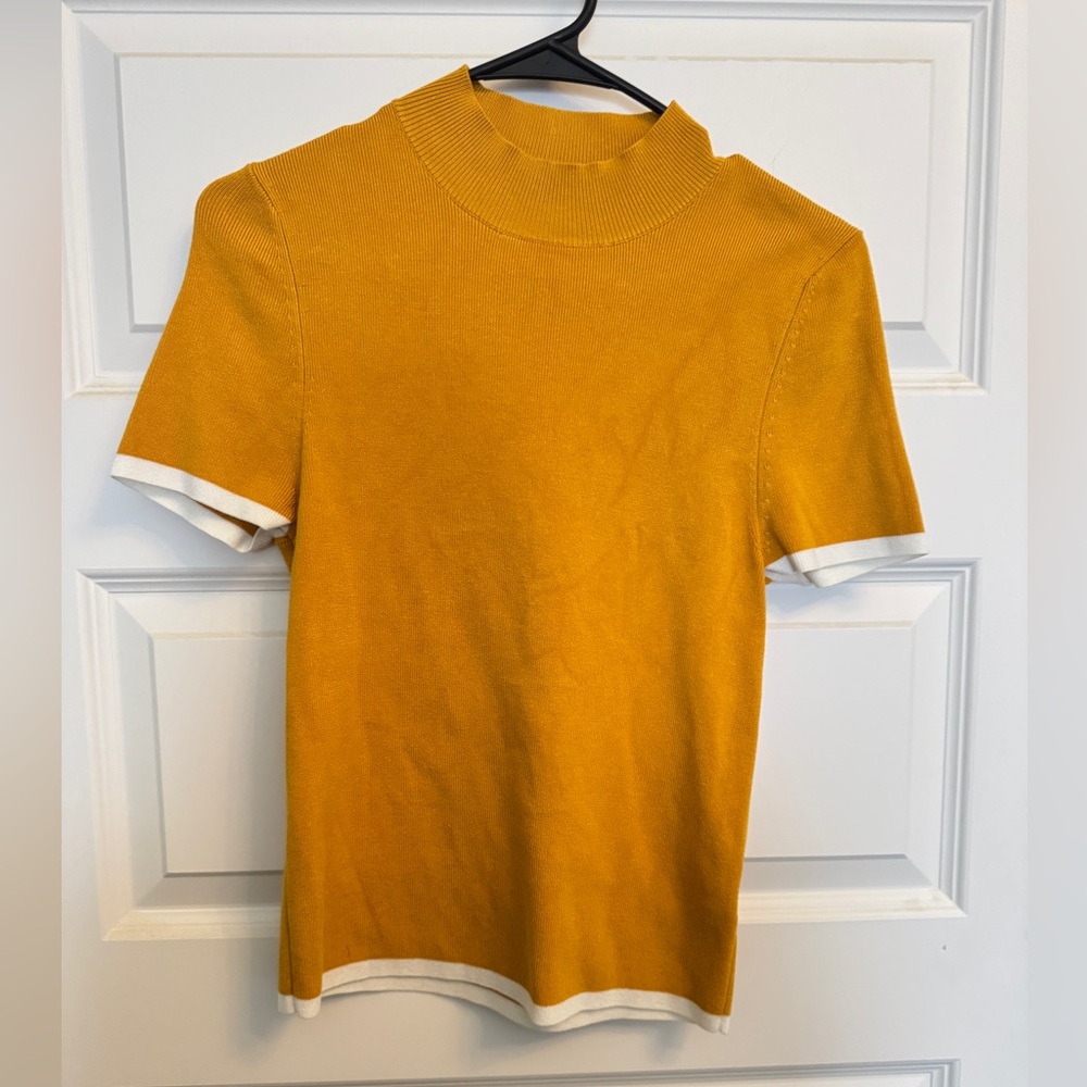Maeve by Anthropologie mock neck sweater top